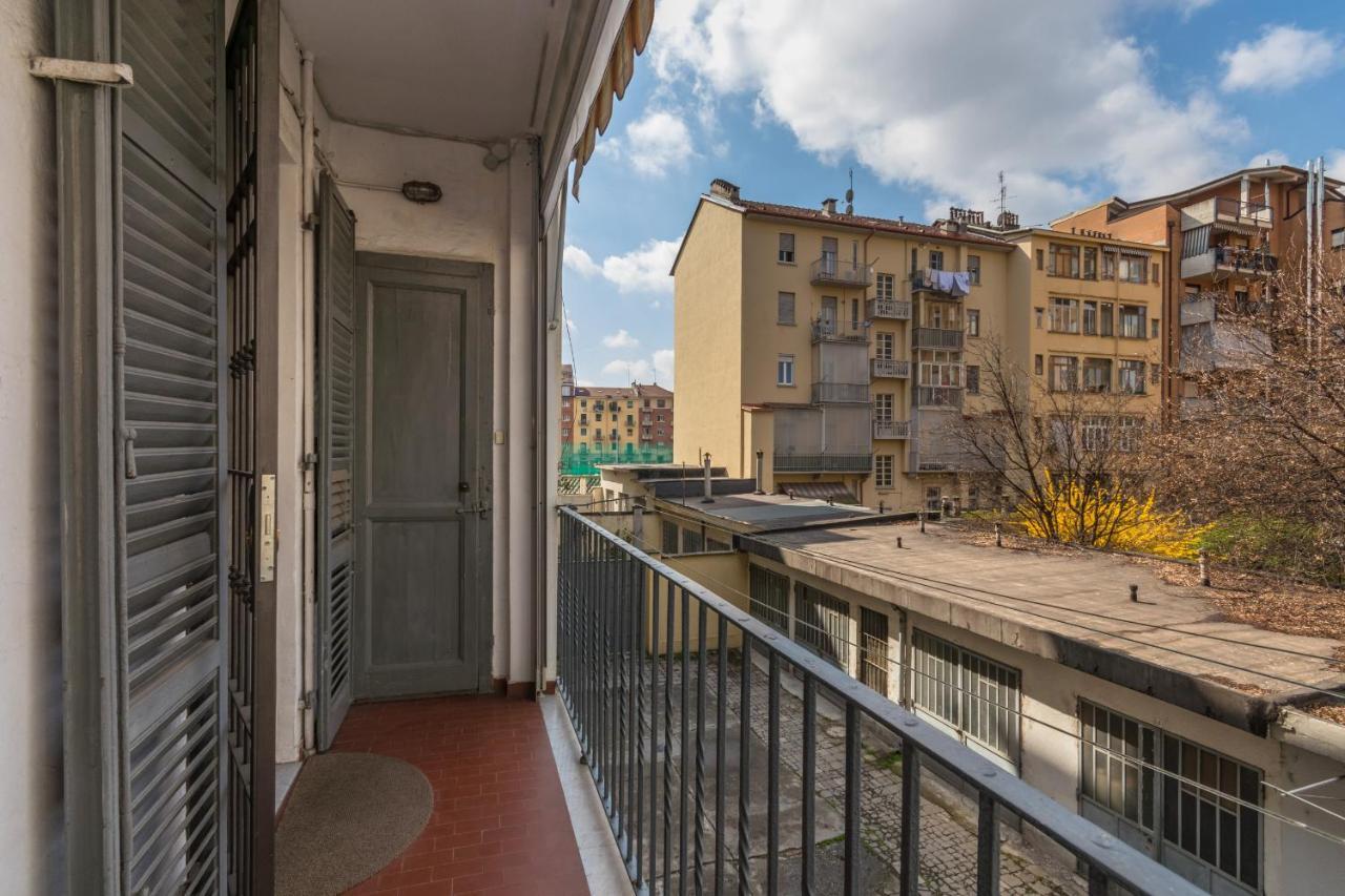 Appartamento In Piazza Adriano In Zona Cenisia 都灵 外观 照片